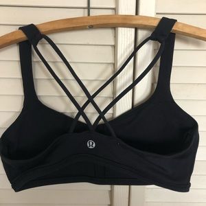 Lululemon Free to Be Bra in Black